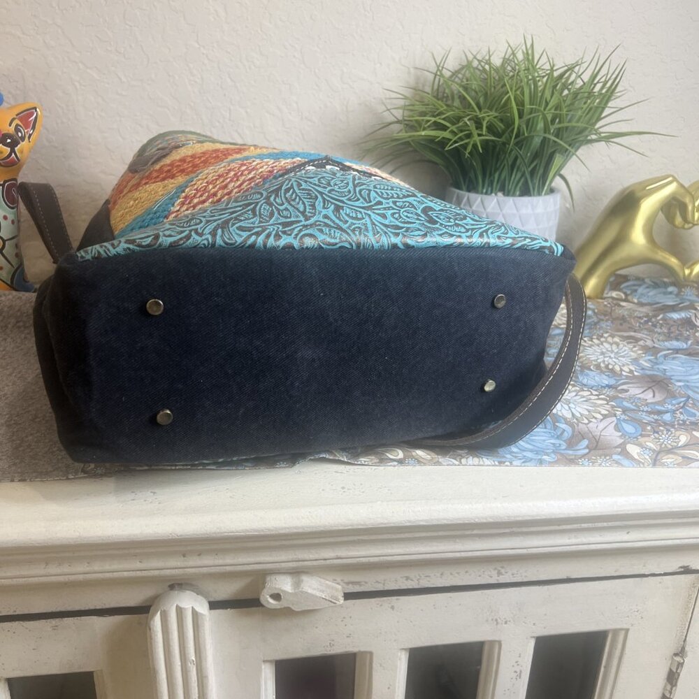 Myra Bag Handmade Bohemian Western Bucket Bag Upcycled Canvas & Cowhide Leather - Picture 4 of 16